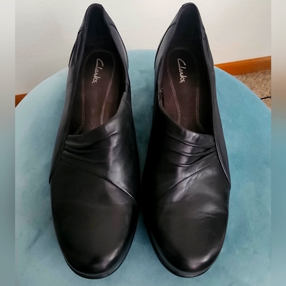 Clark's Emily Women's Black Slip On Leather Block Heel Size 9W